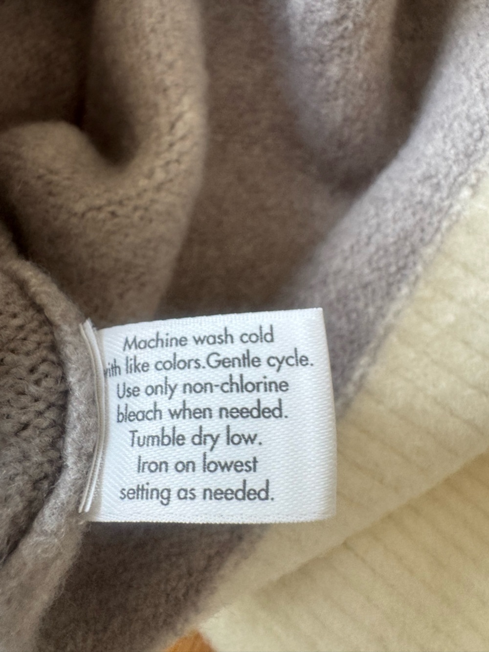 STYLUS Two-Tone Crewneck Sweater Gray & Cream Cozy Fall Winter Soft Block NWT - Picture 7 of 8